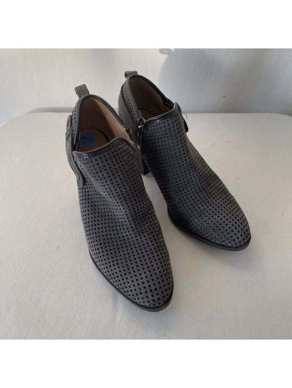 Franco Sarto Dale 2 Perforated Bootie Gray Suede Size 7.5